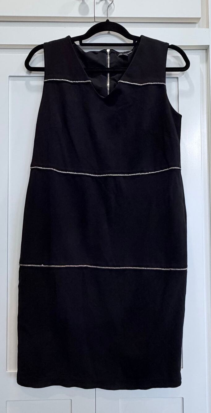 The Limited Black sleeveless sheath dress with chain detail Sz 6.